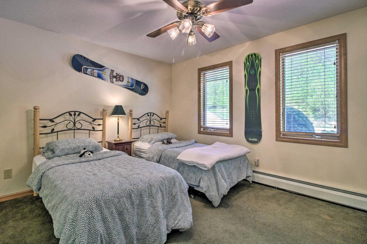 Timber Creek Townhome With 2 Decks And Mtn Views! West Dover Exterior photo